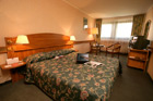 mercure_budapest_buda_standard_room.jpg